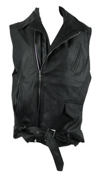 Dámská černá koženková vesta s páskem PrettyLittle Thing
