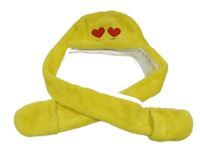 Žltá chlpatá čapica so srdiečkami a šálou