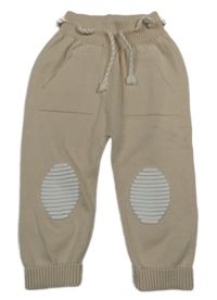 Béžové pletené tepláky s nákoleníky