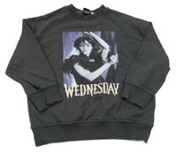 Antracitová mikina s Wednesday C&A