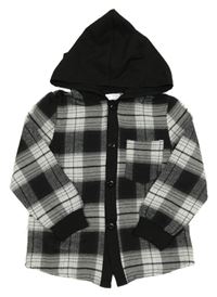 Čierno-biela kockovaná košeľa s kapucňou
