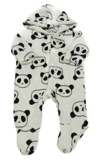 Biela chlpatá kombinéza s pandami a kapucňou