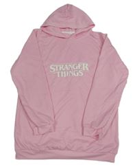 Svetloružová mikina s nápisy - Stranger Things a kapucňou