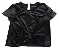 Čierne trblietavé zamatové slávnostné crop tričko s překřížením Nutmeg