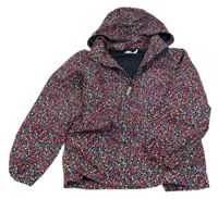 Čierna kvietkovana šušťáková jarná parka s odopínacíá kapucňou name it.