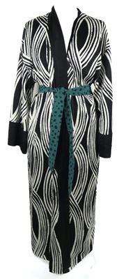 Dámský černo-bílý vzorovaný župan s páskem Primark 