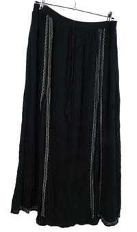 Dámska čierna midi sukňa s výšivkou Atmosphere