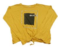 Okrové crop tričko s nápisom a kamienkami a uzlom