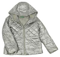 Stříbrná lesklá zateplená prošívaná šusťáková bunda s kapucí Benetton