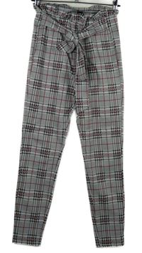 Dámske čierno-bielo-červené vzorované tregíny s opaskom Shein