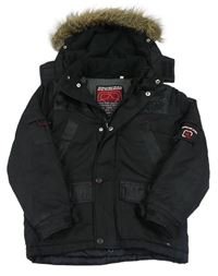 Čierna šušťáková zimná bunda s nápisom a kapucňou C&A