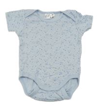 Svetlomodré body s mráčikmi Ergee