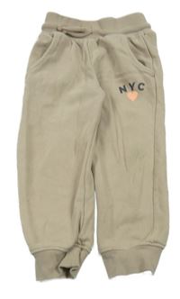 Béžové tepláky so srdcem a písmeny F&F