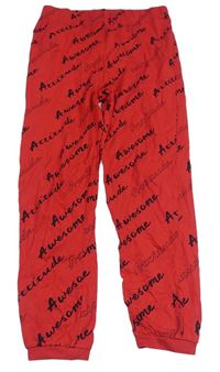 Červené pyžamové nohavice s čiernymi nápisy George
