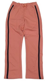 Korálové tepláky s černým pruhem 