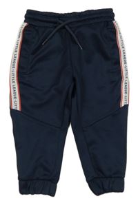 Tmavomodré športové nohavice s nápismi Matalan