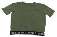 Khaki crop tričko s nápismi C &A