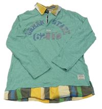 Zeleno-barevné triko s nápisem a košilovými prvky Tom Tailor