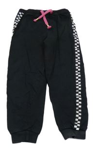 Čierne tepláky s kockovaným pruhom PRIMARK