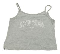Šedý crop top s nápisem 