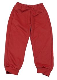 Červené sportovní tepláky 