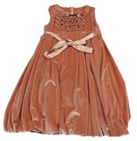 Staroružové zamatové šaty s volánikmi