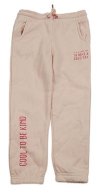 Svetloružové tepláky s nápisom Primark