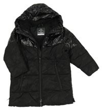 Černý šusťákový zimní kabát se šusťákovými prvky a kapucí George