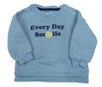 Svetlomodrá mikina s nápisom a smajlíkom