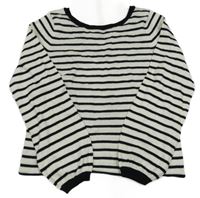 Bíločerný pruhovaný crop sveter
