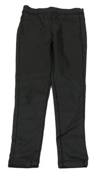 Čierne koženkové tregíny Next