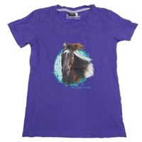 Fialové tričko s koníkem
