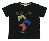 Čierne tričko s ovladači Y.F.K.