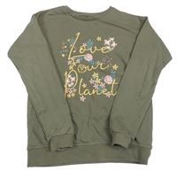 Khaki mikina s nápismi a kvietkami