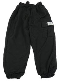 Čierne šušťákové nohavice s vreckami shein