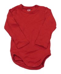 Červené body H&M