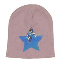 Růžová čepice s hvězdou 