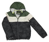Khaki-bílo-černo-šedá šusťáková podzimní bunda s kapucí C&A