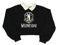 Černo-bílá crop mikina s potiskem Wednesday H&M