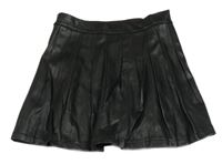 Čierna koženková skladaná sukňa