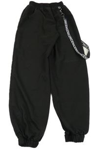 Čierne šušťákové cuff nohavice s řemínky Iefiel