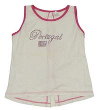 Biely top s nápisem z kamínků