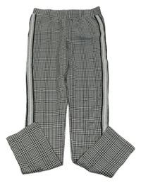 Šedo-černé vzorované tregíny s pruhem 