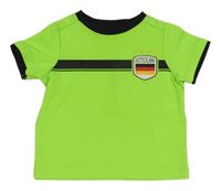 Neonově zelený fotbalový dres s číslem a erbem H&M