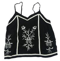 Čierny crop top s výšivkami květů zn. New Look