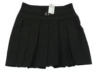 Nové - Čierna skladaná sukňa s přezkou Primark