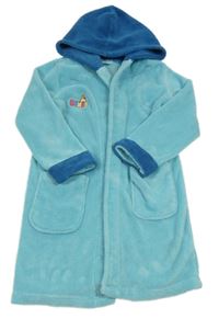 Modrý chlpatý župan s nápisom a kapucňou