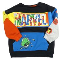 Černo-barevná mikina s hrdiny Marvel