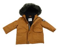 Hnědá šusťáková zimní bunda s nášivkou a kapucí s kožešinou F&F