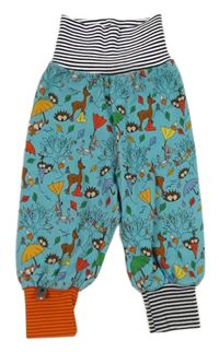 Modré tepláky s obrázkami a pruhovaným lemem